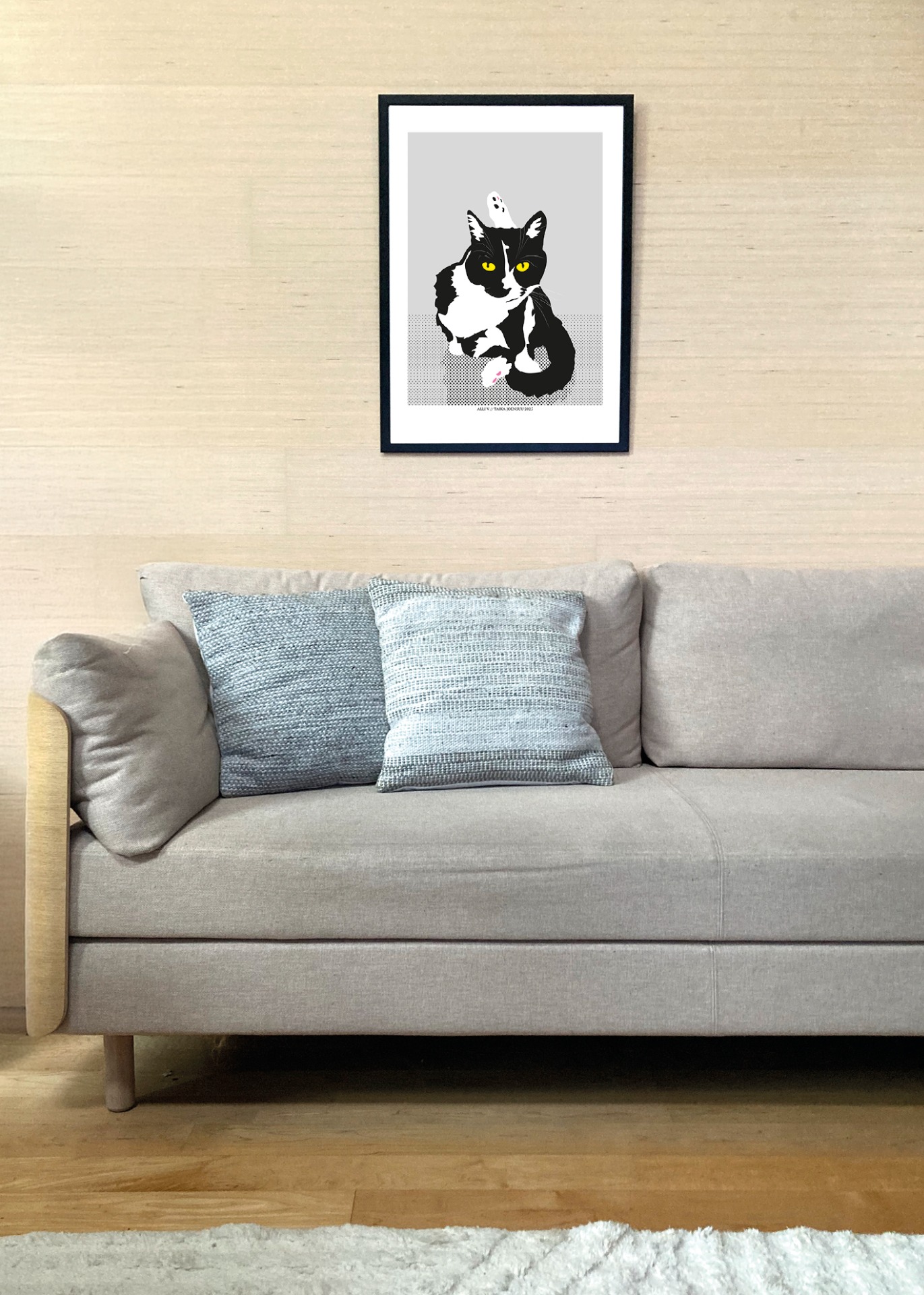 Kissan hetkiä-juliste Alli V 50x70cm seinällä. Juliste myydään ilman kehystä.