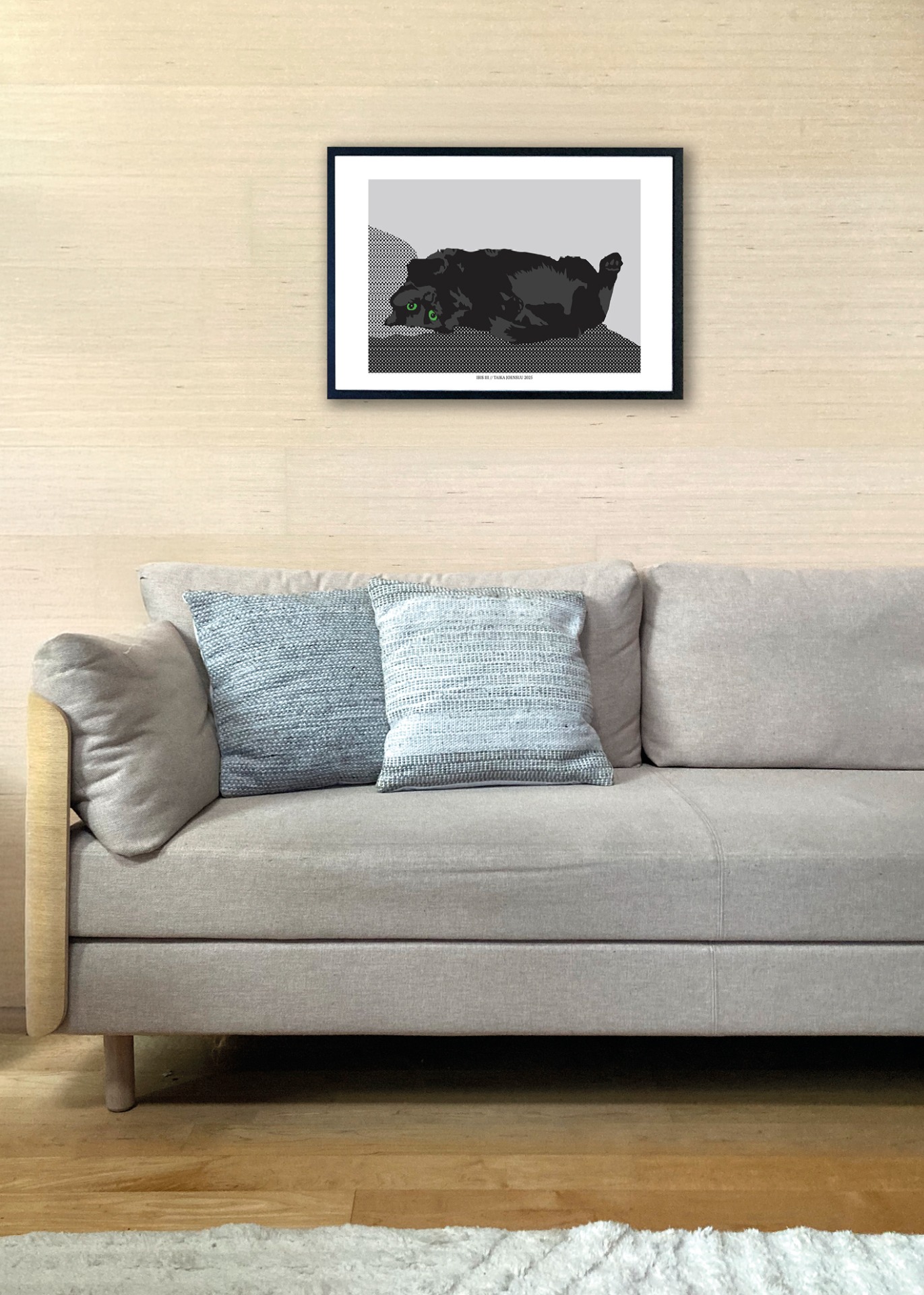 Kissan hetkiä-juliste Ibis III 70x50cm seinällä. Juliste myydään ilman kehystä.